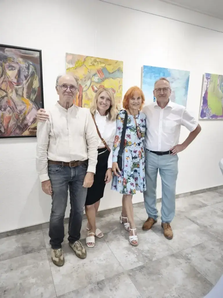 Vernissage der Gessner Ausstellung Lichtstrukturen-Ehepaar Gessner mit Ehepaar Neuner